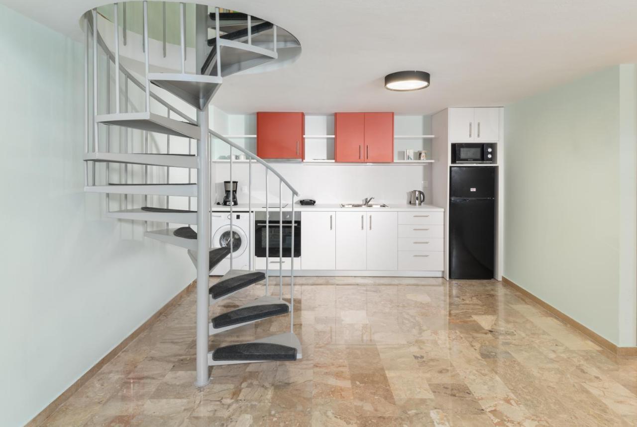 Dodonis Bld Apartment *